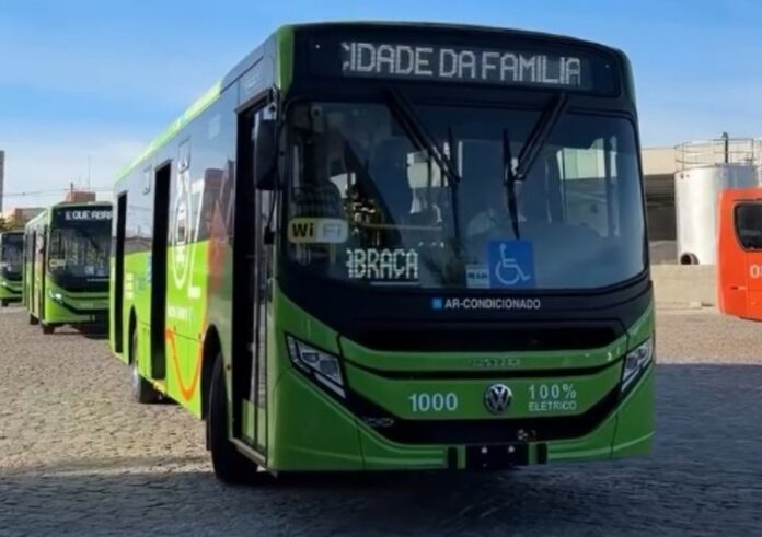 Prefeitura de Osasco (SP) apresenta novos ônibus elétricos zero quilômetro neste domingo (03)
