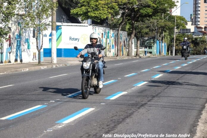 Santo André (SP) apresenta resultados da Faixa Azul em Brasília Santo André (SP) apresenta resultados da Faixa Azul em Brasília e reforça debate sobre segurança de motociclistas no trânsito