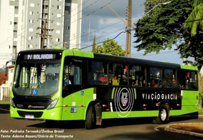 TST decide que funcionário de empresa de ônibus com longos intervalos de intrajornada não tem direito a horas extras e adicionais