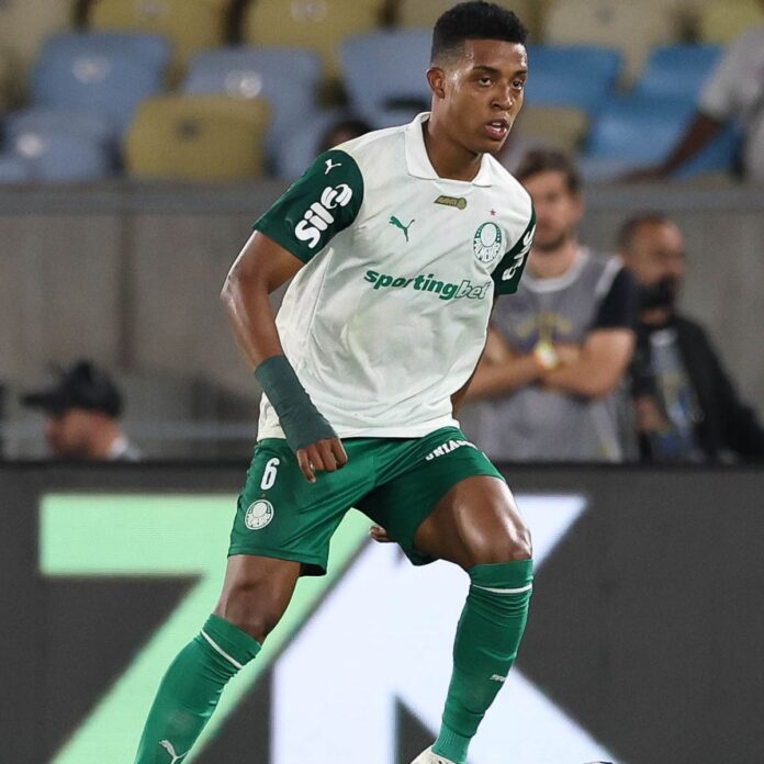 Vanderlan: Palmeiras encaminha venda do lateral à Red Bull