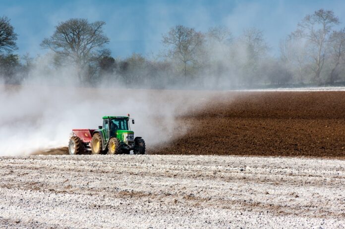 Entregas de fertilizantes crescem em junho e acumulam alta de 10,5% no semestre