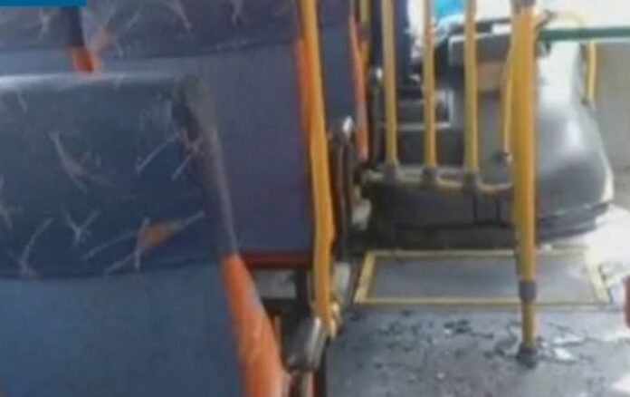 Homem baleado morre em ônibus em São Gonçalo (RJ) nesta terça-feira (2)