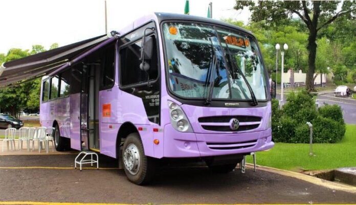 Navegantes (SC) recebe Ônibus Lilás, do projeto de prevenção da violência contra a mulher, nesta segunda-feira (15)