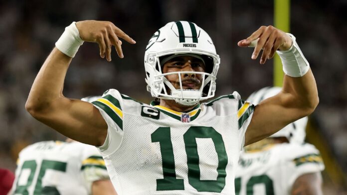 Packers dominam os Commanders em noite de gala de Jordan Love e Tucker Kraft