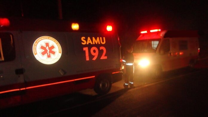 Acidente entre ônibus e caminhão deixa diversos feridos na BR-101, Acidente entre ônibus e caminhão deixa diversos feridos na BR-101, em Arês (RN), na madrugada deste domingo (26)