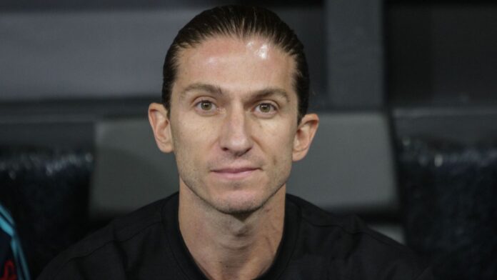 Filipe Luís analisa Flamengo x Palmeiras e dispara: 'Se tem alguém que não pode reclamar de arbitragem, é o Palmeiras'