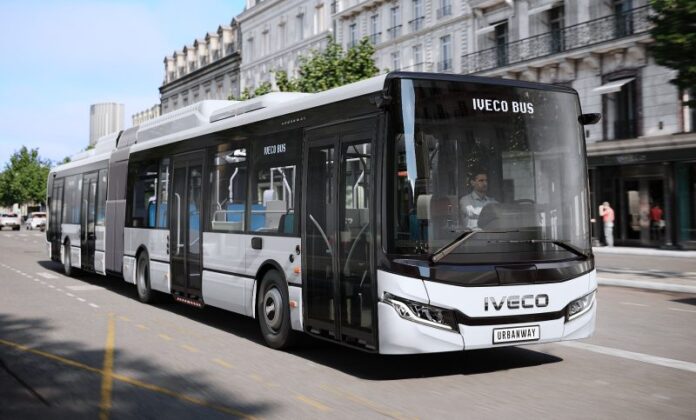IVECO BUS fecha acordos para fornecimento de até 4.000 ônibus IVECO BUS fecha acordos para fornecimento de até 4.000 ônibus limpos à Île-de-France Mobilités em Paris