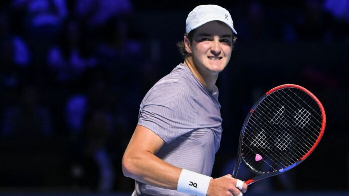 João Fonseca vence Munar e vai à final do ATP João Fonseca vence Munar e vai à final do ATP 500 da Basileia