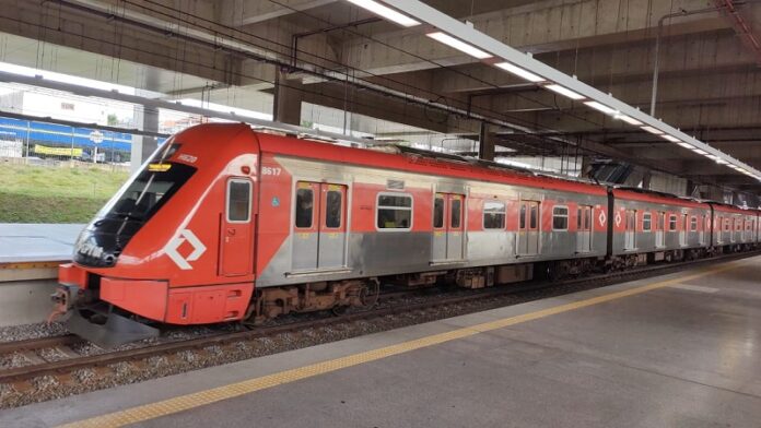 Linha 12-Safira da CPTM opera com maiores intervalos nesta quarta-feira (22)