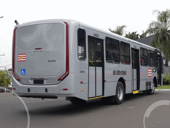 Linhas de ônibus de Blumenau (SP) terão ajustes e novas viagens a partir de segunda-feira (13)
