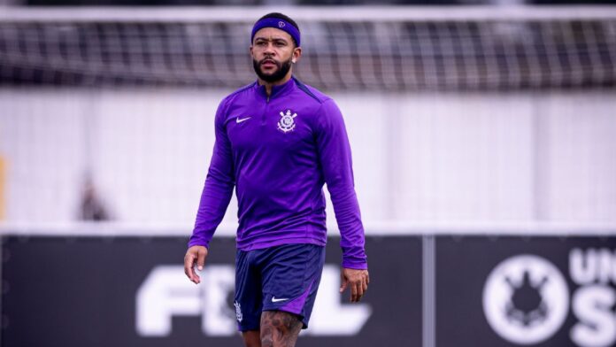 Memphis Depay falta a treino do Corinthians por mau tempo Memphis Depay falta a treino do Corinthians por mau tempo e recomendação da prefeitura do Rio