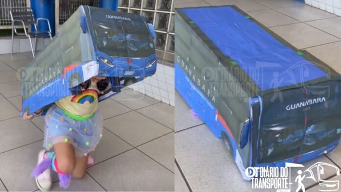 Menina com mochila em formato de ônibus da empresa Guanabara viraliza e soma mais de 22 milhões de visualizações