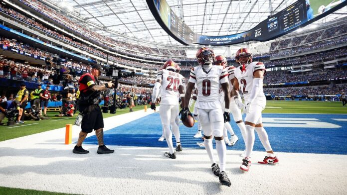 NFL: Commanders têm defesa perfeita e vencem os Chargers fora de casa