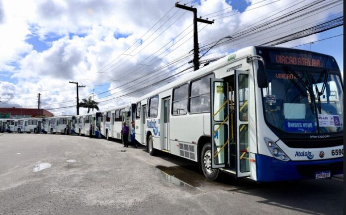 Ônibus gratuitos e climatizados farão ligação entre Aracaju e São Ônibus gratuitos e climatizados farão ligação entre Aracaju e São Cristóvão durante o Festival de Artes