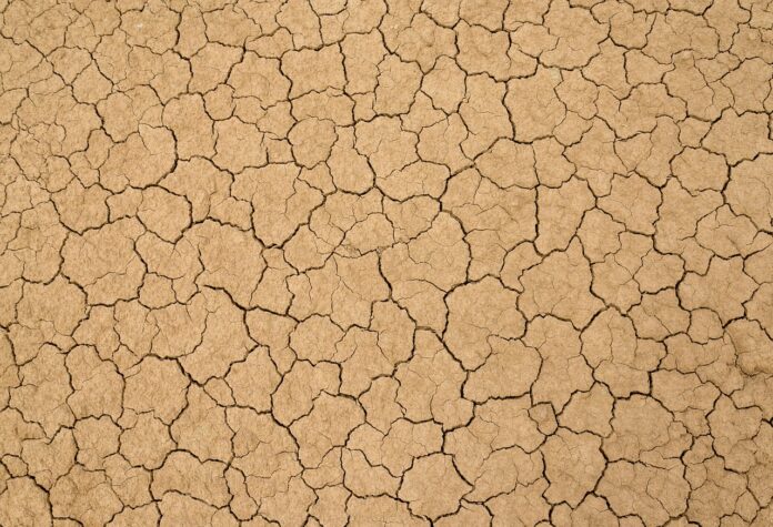 Primavera começa com La Niña e exige atenção do campo