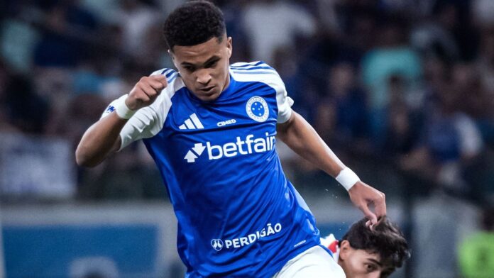 Promessa do Cruzeiro de R$ 380 milhões mira 'plano de carreira' e tem Dortmund como prioridade após sondagens da Europa