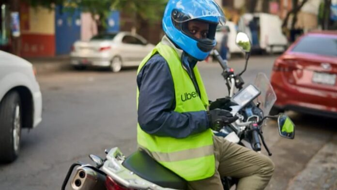 SMT mantém multa de R$ 500 mil à Uber por operar serviço de mototáxi em São Paulo
