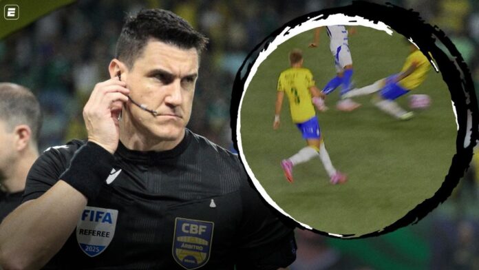 Simon diz que Gustavo Gómez deveria ser expulso em Palmeiras Simon diz que Gustavo Gómez deveria ser expulso em Palmeiras x Cruzeiro: 'Jogo brusco grave. Errou a arbitragem'