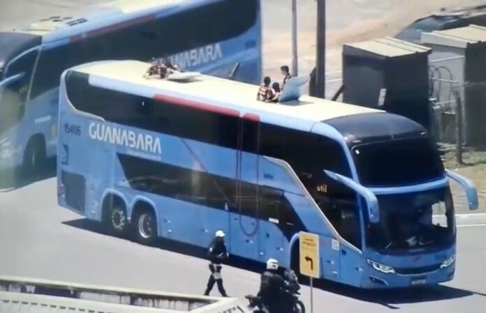 Guanabara destaca transporte oficial que levou Flamengo ao retorno triunfal após tetra da Libertadores