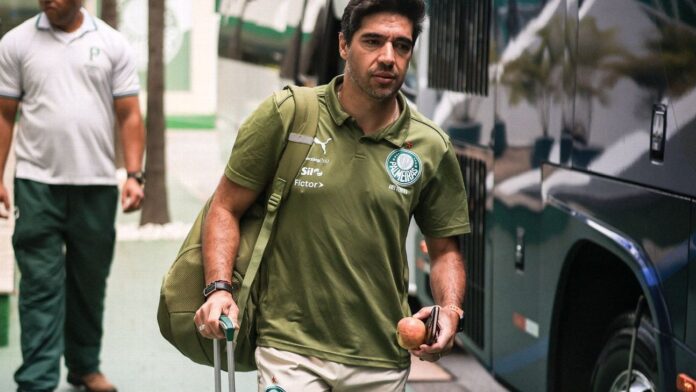 Abel Ferreira poupará dois titulares para duelo contra o Juventude após classificação épica do Palmeiras