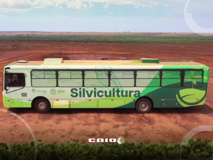 Caio entrega Apache Vip adaptado para atender projeto florestal da Eldorado Brasil em Três Lagoas (MS)