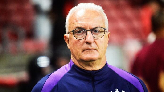 Dorival explica ausência de Memphis e promete Corinthians com outra atitude na Copa do Brasil