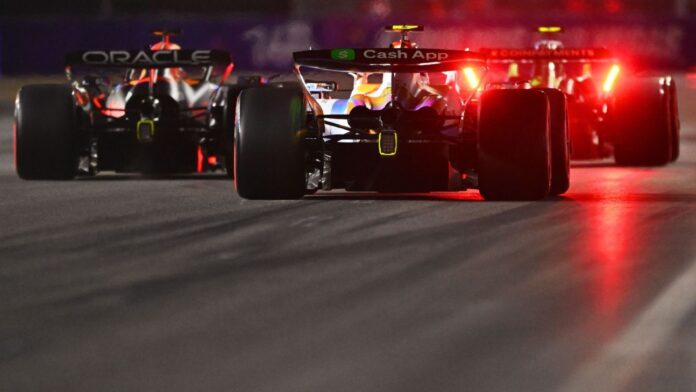 GP de Las Vegas: Russell lidera 3º treino livre no fim, e Bortoleto fica na frente de Leclerc