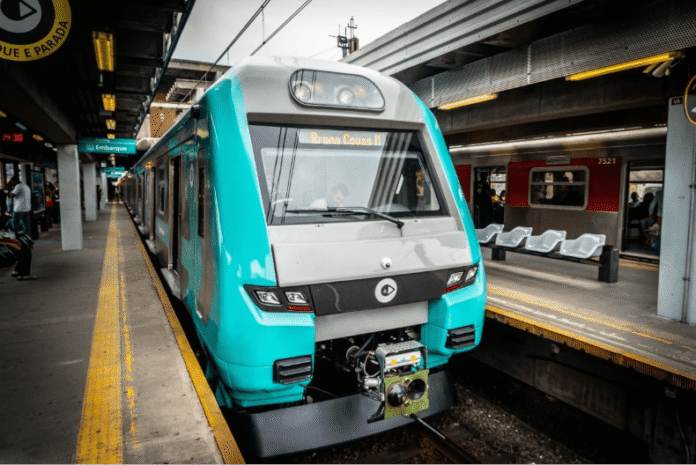 Linhas 8-Diamante e 9-Esmeralda passam por nova etapa de manutenções programadas a partir desta terça-feira (04); confira