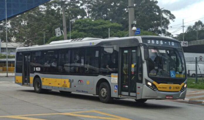 Linhas de ônibus regulares, além de PAESE são alternativas para “salvar” passageiros da linha 11 da CPTM