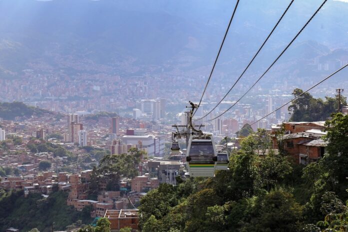 “Medellín nos lembra que transporte público também é vínculo e cuidado”