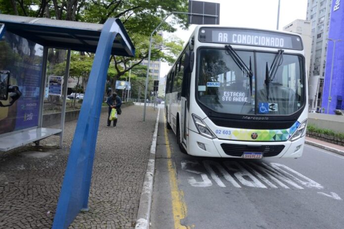 Ônibus de Santo André (SP) terão tarifa zero para candidatos do Enem nos dois domingos de prova