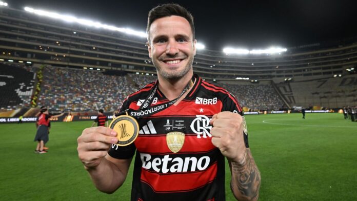 Saúl se assusta com Flamengo campeão da Libertadores: 'Venho da melhor torcida da Europa, mas nunca vivi isso'