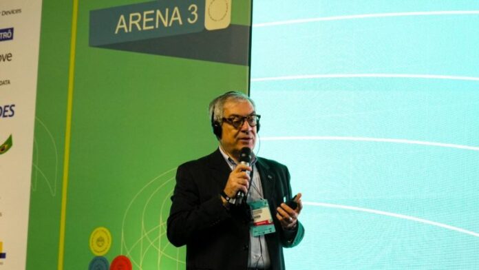 “Temos ônibus descarbonizado demais e política pública de menos”