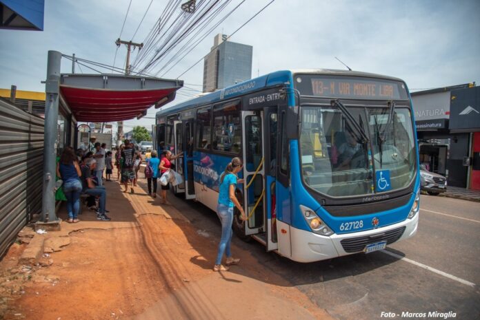 Rondonópolis (MT) decreta ônibus grátis para estimular comércio no período natalino