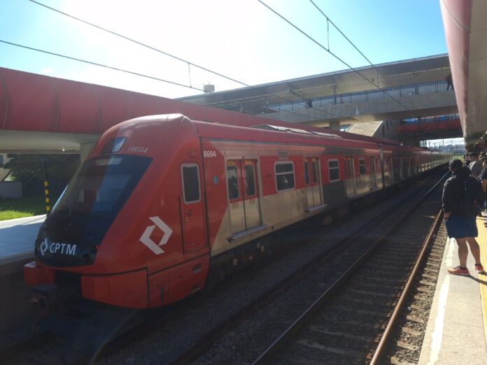 Linha 10-Turquesa da CPTM tem operação normalizada após mais de cinco horas com problemas nesta quinta-feira (11)