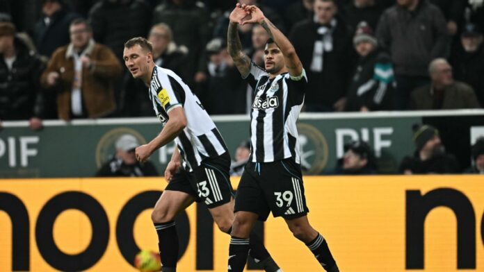 Bruno Guimarães marca, mas Newcastle sofre gol de bicicleta nos acréscimos e empata com Tottenham