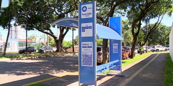 Câmara Municipal de Goiânia (GO) aprova projeto que torna obrigatória a instalação de coberturas em todos os pontos de ônibus