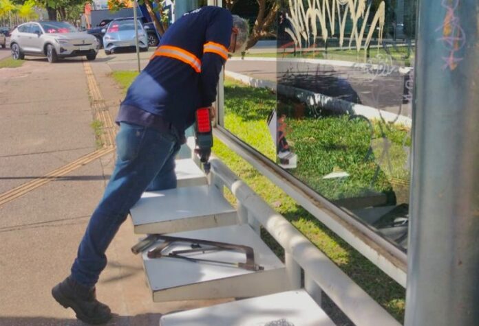 Jundiaí (SP) inicia revitalização de pontos de ônibus na Avenida Nove de Julho