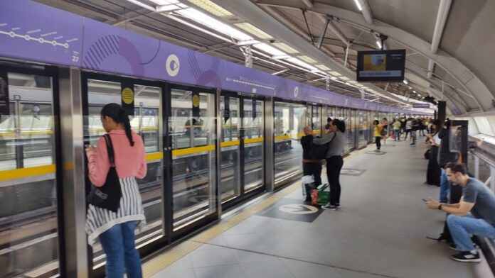 Linha 5- Lilás da ViaMobilidade opera com maiores intervalos e velocidade reduzida na tarde desta terça-feira (02)