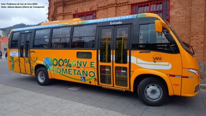 Micro-ônibus Volare biometano registrou redução de custos operacionais em testes em Juiz de Fora (MG), diz prefeitura