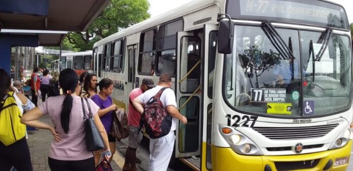 Moradores de Natal (RN) terão ônibus gratuitos a partir desta quinta-feira (25) durante período de shows