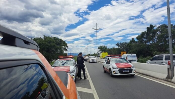 ARTESP intensifica fiscalização e combate transporte clandestino em Bertioga (SP) 