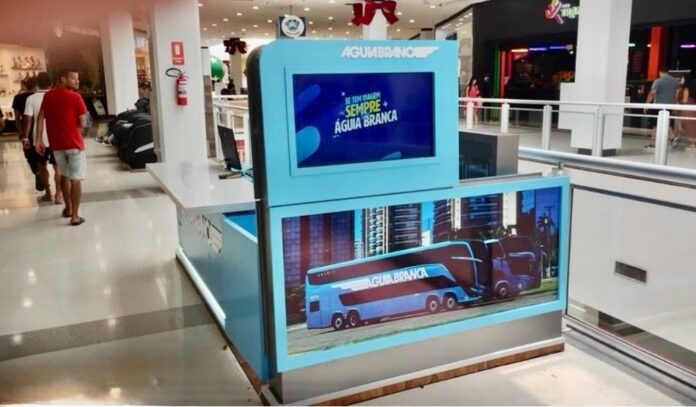 Águia Branca inaugura quiosque de atendimento no Shopping Metrô Itaquera e estrutura nova linha São Paulo–Rio fora das rodoviárias tradicionais