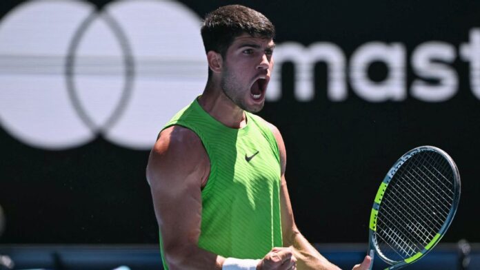 Alcaraz demora para deslanchar, mas vence Hanfmann por 3 sets a 0 e avança no Australian Open