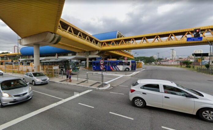 CS Mobi Leste SP promove vacinação contra sarampo e febre amarela em terminais de ônibus da capital