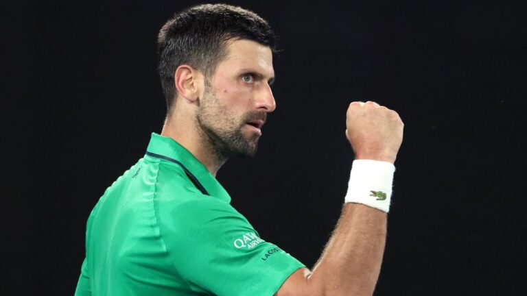 Djokovic vence Sinner em semi épica e fará final do Australian Open contra Alcaraz