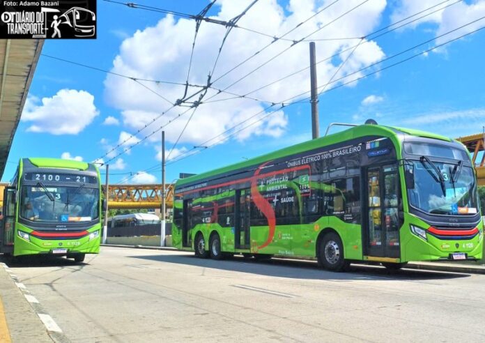 Esvaziamento das modalidades temporais do Bilhete Único de São Paulo é contrassenso em meio a perda de demanda de ônibus, criticam membros de conselho