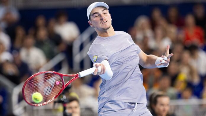 João Fonseca conhece primeiro adversário do ano para o ATP 250 de Brisbane; veja