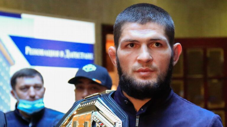 Khabib Nurmagomedov recebe passe de Ronaldo Fenômeno e se derrete: ‘Meu herói de infância’