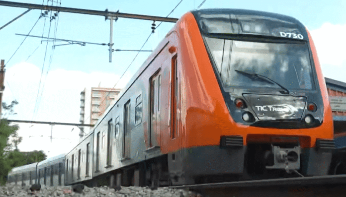Linha 7-Rubi volta a funcionar normalmente nesta quarta-feira (28). Operação foi afetada por raio que atingiu e danificou rede elétrica